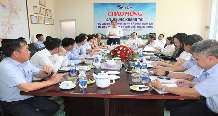 Đoàn giám sát của Ủy ban Trung ương MTTQ Việt Nam làm việc tại Khu xử lý chất thải Quang Trung